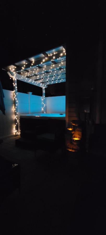 Villa Hot Tub- 80'S Arcade- Pool Table- Historic Downtown- 7 Car Parking à St. Augustine Extérieur photo